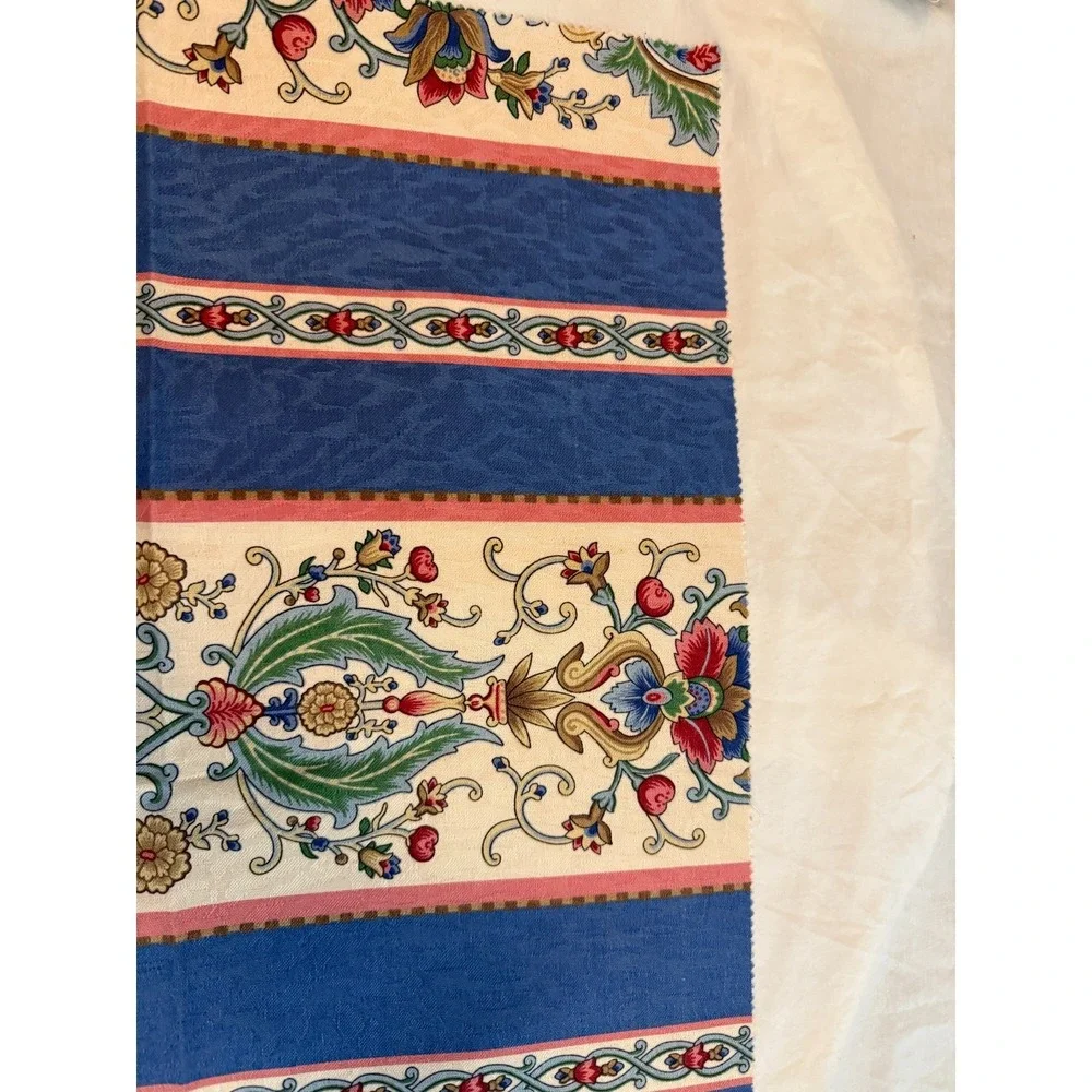 VTG new Lot of 7 flower print floral designs fabrics various size samples colors